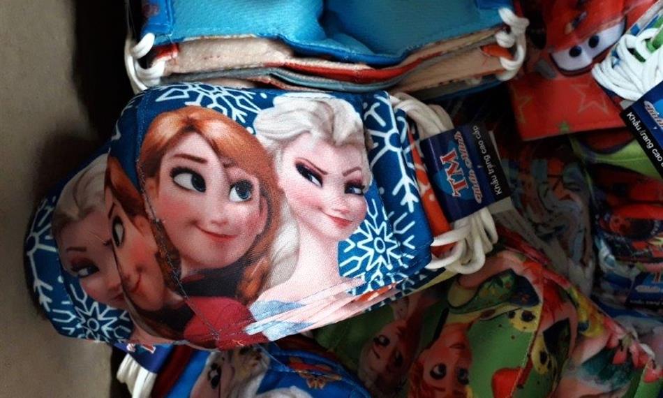 2020-11-30-914roušky  1.jpg